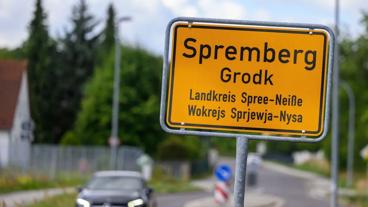 Staatsschutz ermittelt: Mehrere Stolpersteine in Spremberg gestohlen