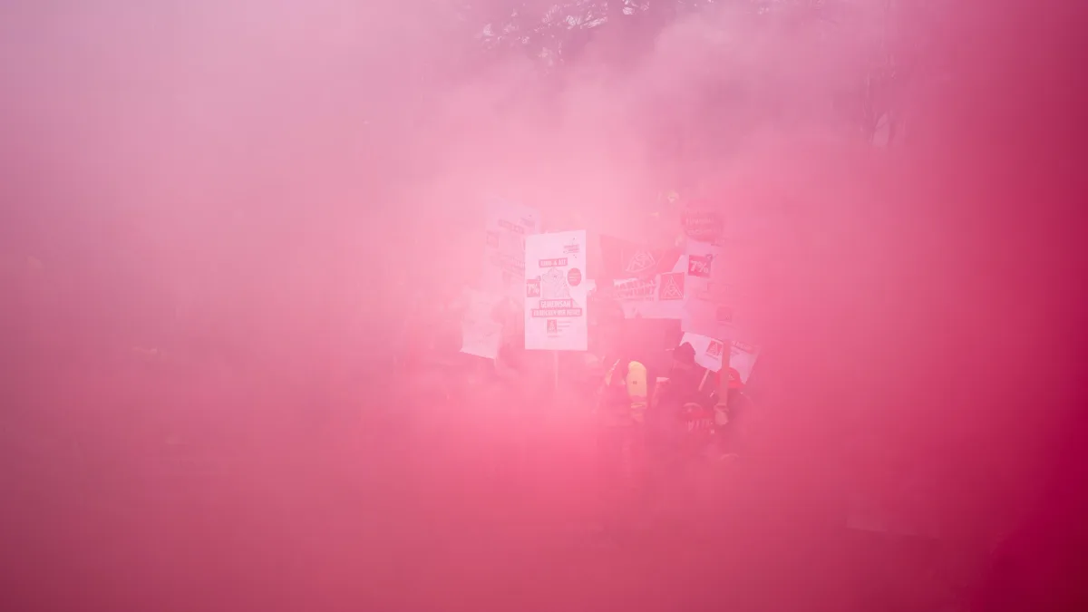 Theorie und Praxis: Ist ein linker Postliberalismus möglich?
