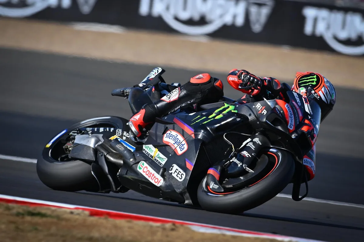 Bezzechi promete batalla a Marc Márquez tras dominar la 'Practice' de MotorLand