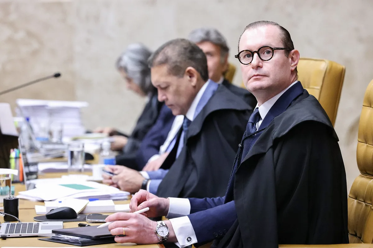 Zanin determina que PF entregue cópia do material de celular de Vorcaro