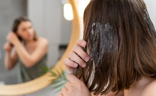 Cómo aplicar correctamente el shampoo seco