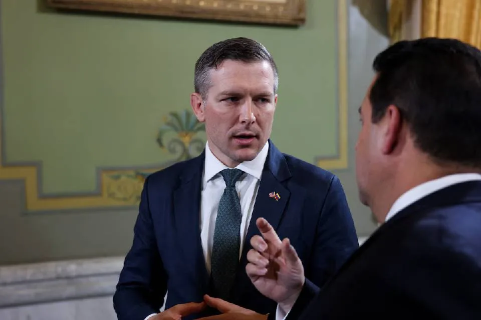 EEUU recibe la mitad de la producción petrolera de Venezuela, afirma subsecretario