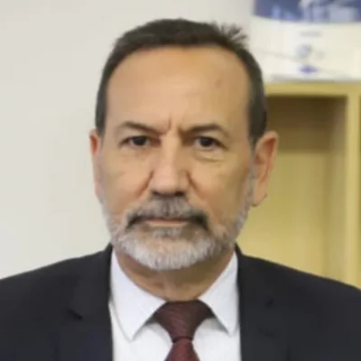 Suplência no Senado: Quando o mandato popular vira assunto de família