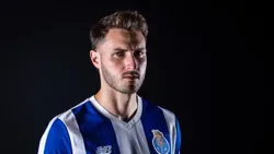 FC Porto: Giménez sofre lesão e treina à parte na seleção do México
