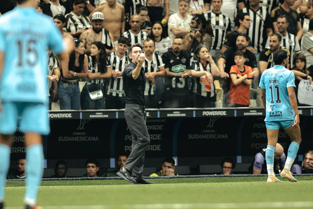 Domínguez exalta resposta do Atlético-MG e se rende a Delfim: "Sabemos as qualidades"