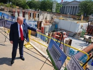 La Cour suprême prolonge l’autorisation de construire une salle de bal à la Maison Blanche
