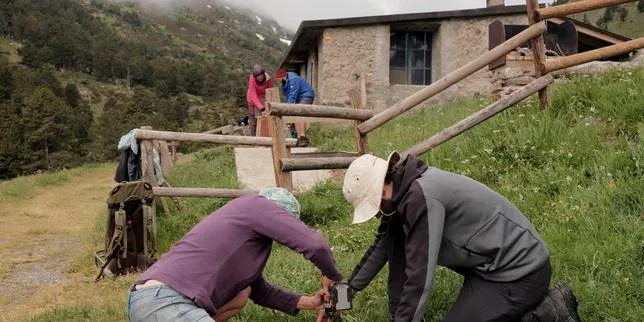 Avec les « bichonneurs » des cabanes d’altitude : « Plus c’est accueillant, plus les gens en prennent soin »