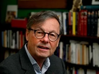 POINT DE VUE. « Trois crises imbriquées »