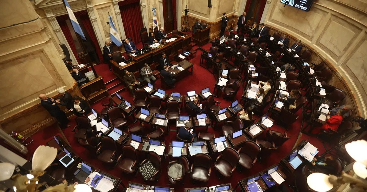 Senado hoy, EN VIVO: LLA y sus aliados buscan aprobar el régimen de Zonas Frías y la reforma del BCRA, que volverá a Diputados