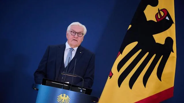 Bundesarbeitsminister Alexander Schweitzer: Steinmeier verbindet Schweitzers Ernennung mit Appell an die Koalition