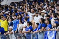 PSG acerta com Zion Suzuki, destaque do Japão na Copa do Mundo