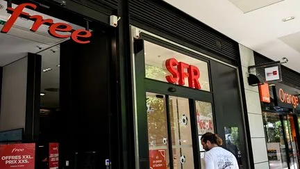 Bouygues Telecom, Free, Orange et SFR sont assignés en justice pour manque de transparence par une association