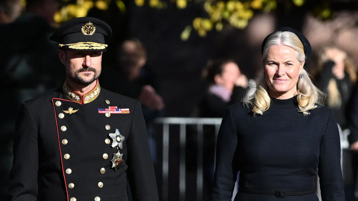 Mette-Marit, la gran incógnita de la corte del rey Haakon: su papel se convierte en asunto nacional tras su año más difícil
