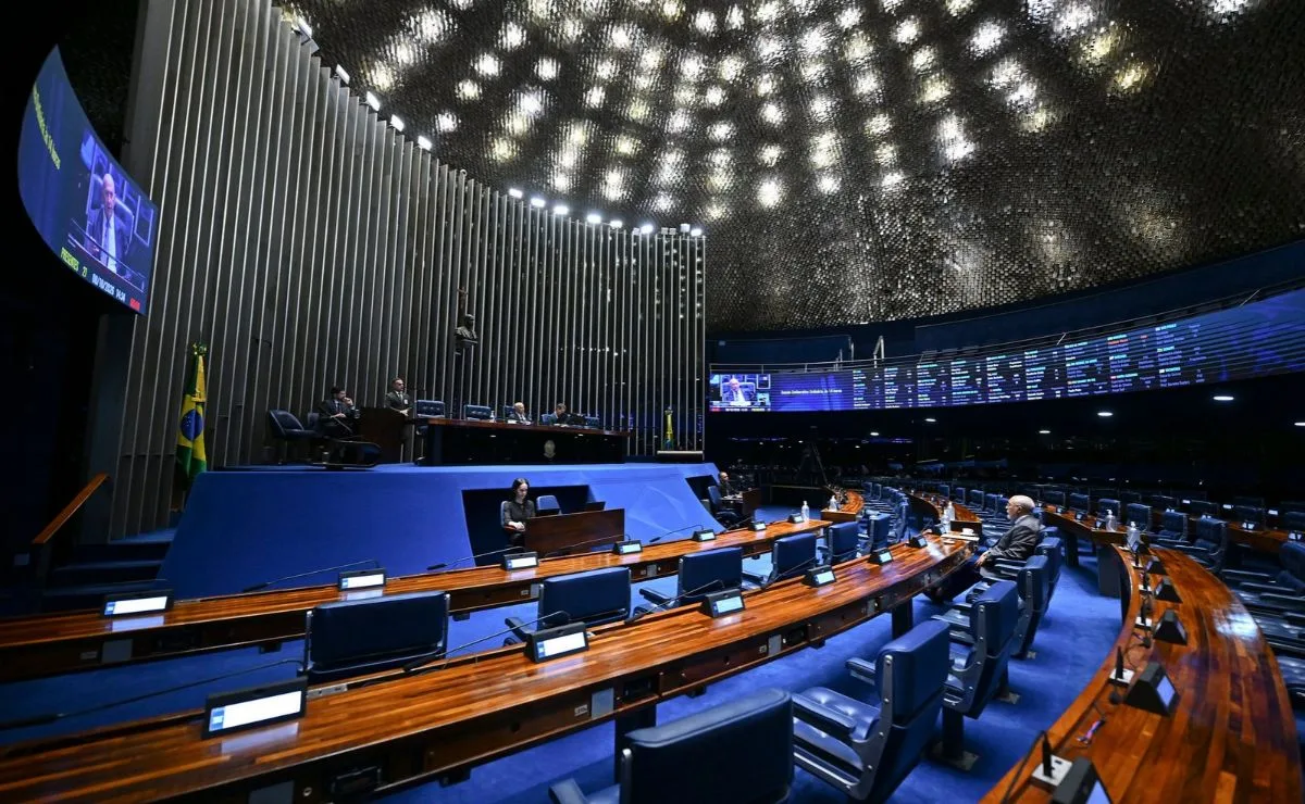 Senado pode votar fim da escala 6×1 em dois turnos nesta quarta; assista ao vivo