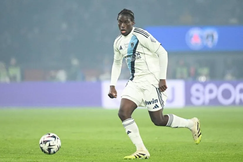 De nouveau blessé à une cuisse, le latéral du Paris FC Nhoa Sangui absent plusieurs semaines