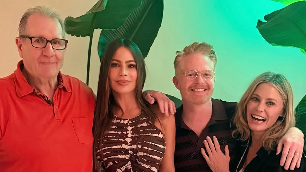 La foto del reencuentro de 'Modern Family' que ha emocionado a los fans 6 años después del final de la serie