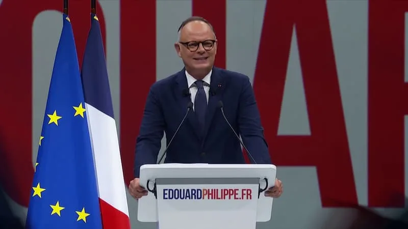 "C’est massif, mais c’est indispensable": Édouard Philippe veut augmenter la rémunération moyenne des enseignants de 20% en cinq ans
