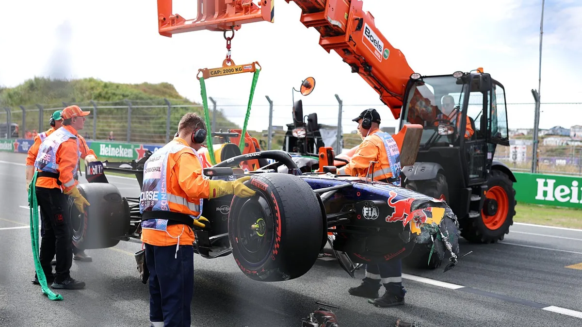 Arrepiante: violento acidente de Verstappen parou o GP dos Países Baixos (vídeo)