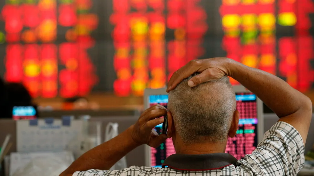 Investidores fogem da dívida e fazem lembrar traumas regionais, mas desta vez é global