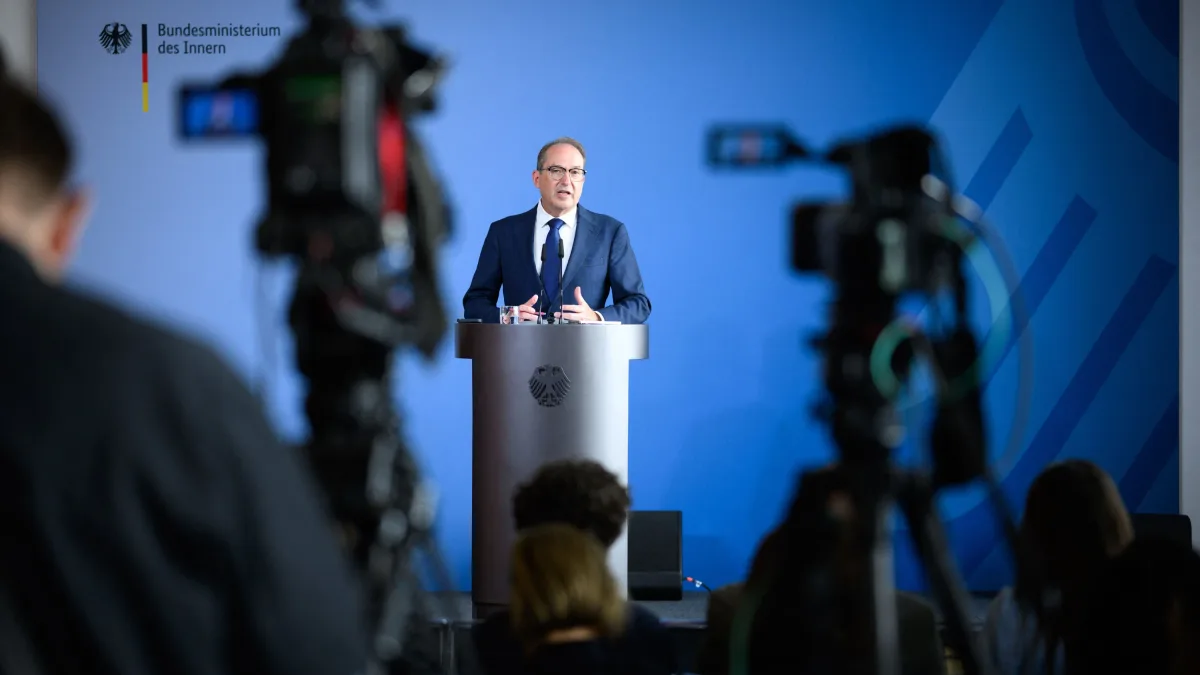 Liveblog Ukrainekrieg: Dobrindt: Waffen für „Anschlagsplanungen“ vorgesehen