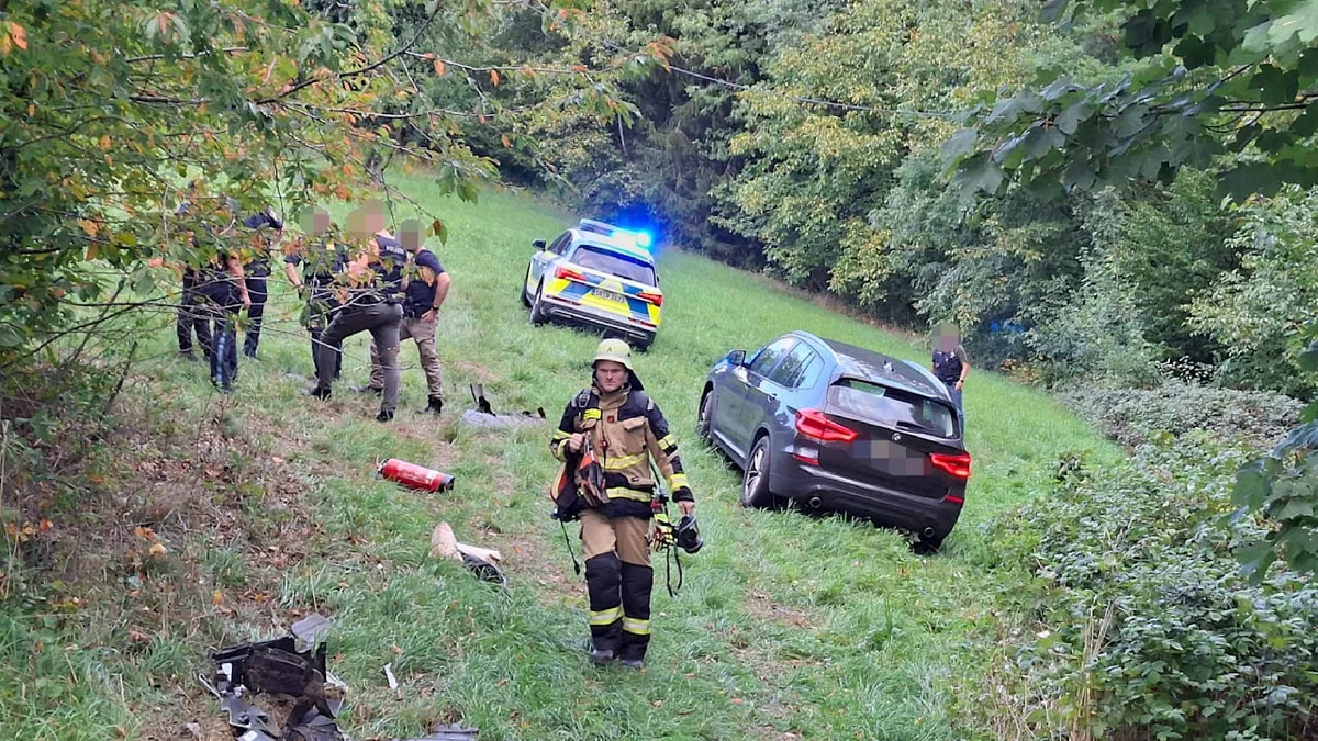 Verfolgungsjagd in Bayern - Polizei schießt auf Autodieb (17)