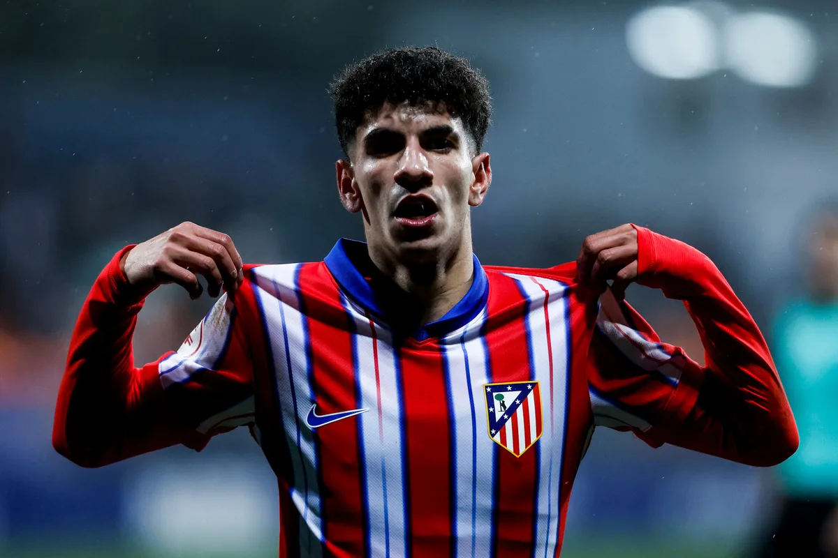 El Rayo, a punto de cerrar la llegada de Rayane Belaid