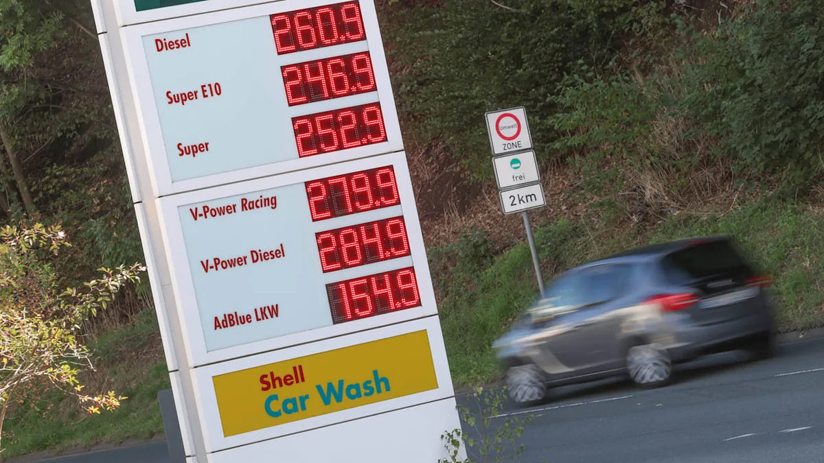 Benzin und Diesel auf Rekordhoch - Wirken sich die Spritpreise auf den Elektromarkt aus?