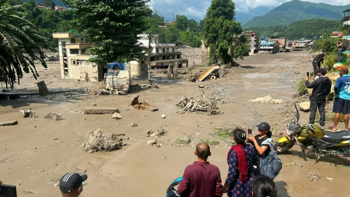 Chinesische Staatsmedien: Viele Opfer bei Erdrutsch in Grenzort in Tibet