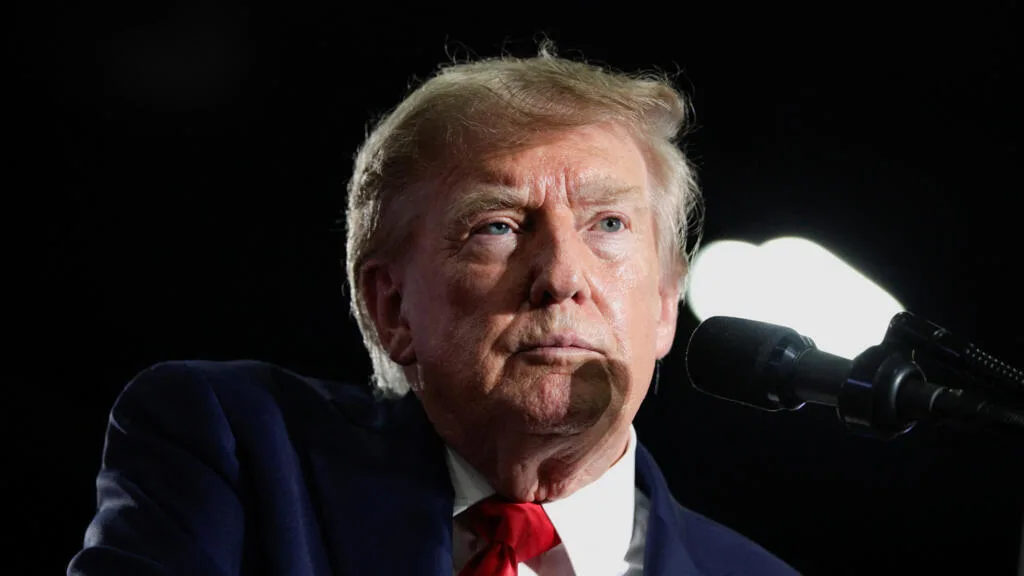 États-Unis: la justice déclare illégal le gel des visas imposé par Donald Trump à 75 pays