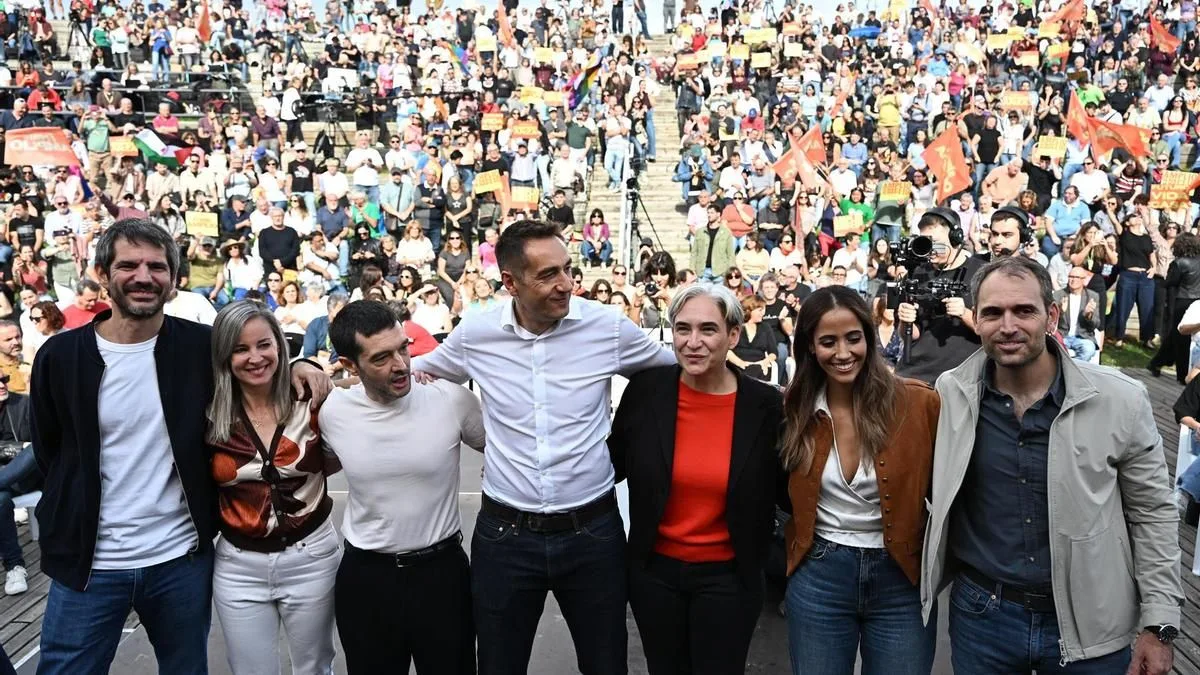 El Frente Amplio y Podemos intentan zanjar el debate de las siglas y llaman a “frenar al fascismo”