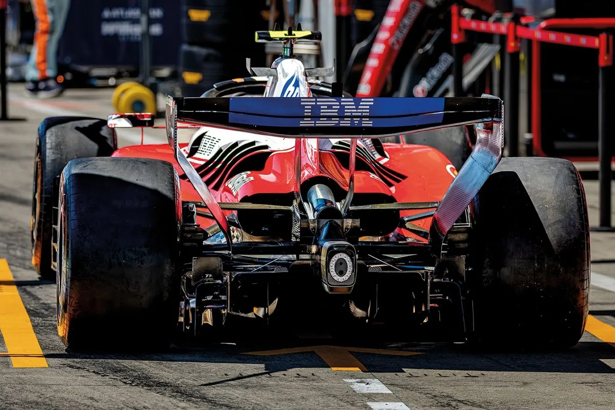 F1: Chefe da Ferrari considera cópia pelas rivais uma "boa recompensa" para Maranello
