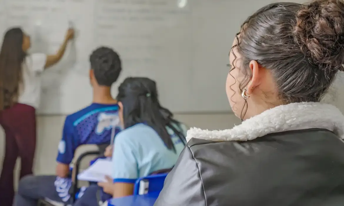 Se o Ideb é uma fotografia da escola, é uma fotografia com filtro