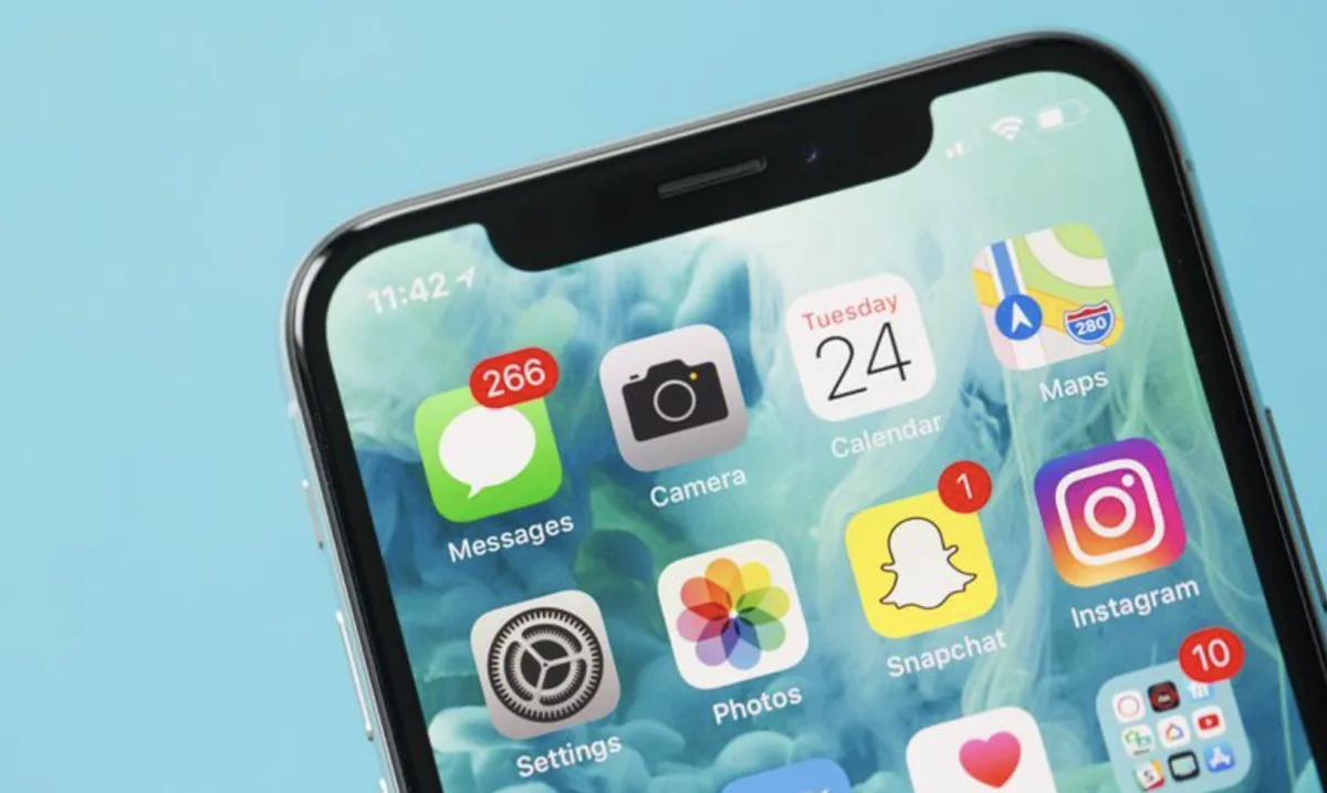 Apple adds another iPhone, MacBook Pro to the obsolete list