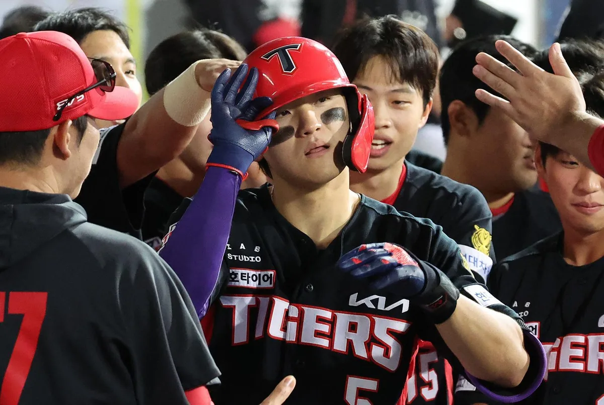 ‘코뼈 수술’ KIA 김도영, 퇴원 후 선수단 합류…AG 정상 출전 확정