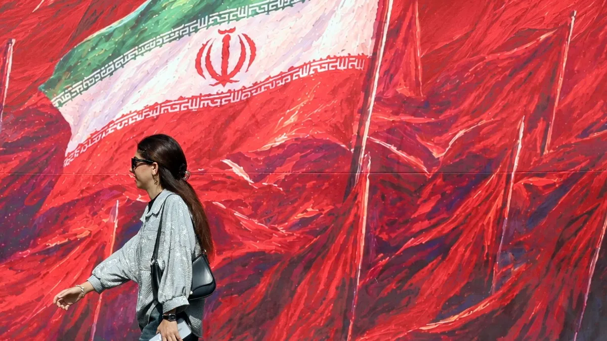 Pena de muerte para una joven iraní por "blasfemia" en un post de redes sociales