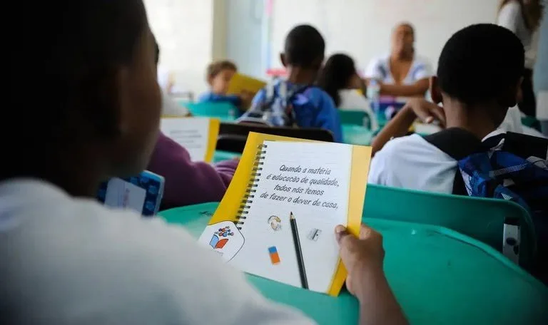 Acre fica em penúltimo lugar em ranking nacional de indicadores de educação