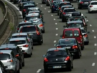 Maine-et-Loire : un poids lourd en feu sur l’A87, plus de 8 km de bouchons