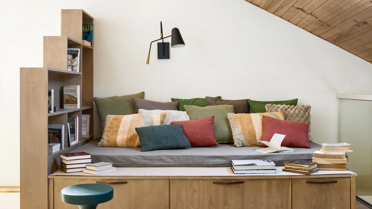 No necesitas más metros: 10 soluciones de interiorista para ganar almacenaje sin obras ni muebles de más