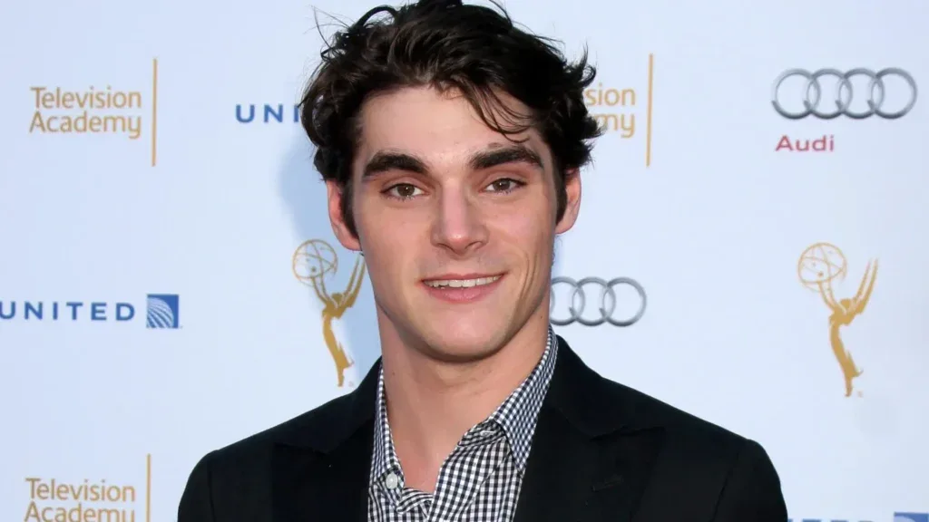 RJ Mitte, de ‘Breaking Bad’, morre aos 34 anos