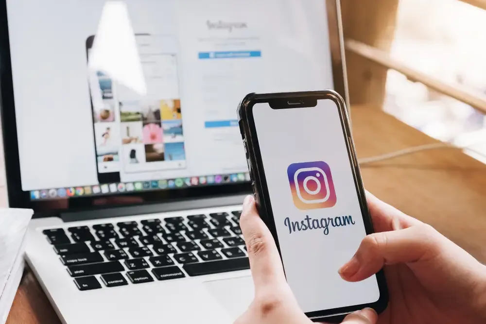 Redes sociais viram ferramenta de vendas para 93% dos comerciantes