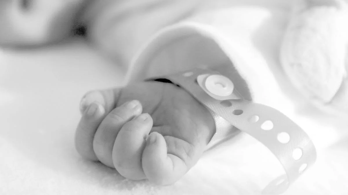 Newborn girl strangled at hospital in M.P.'s Ashok Nagar; cops suspect family's role