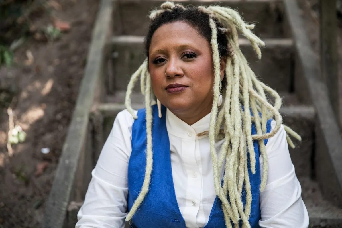 Marina Iris canta Wilson Moreira com conhecimento e reverência em álbum com raras pérolas negras do bamba que completaria 90 anos em dezembro