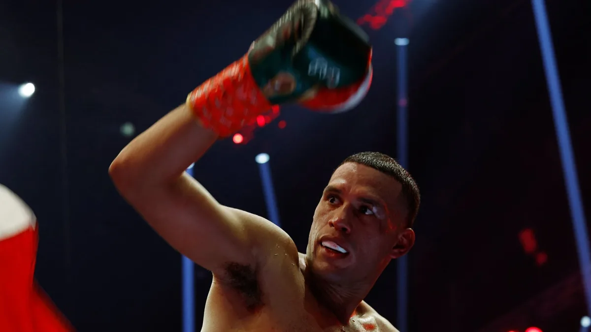 Lanzan ultimátum a David Benavidez y ahora deberá definir su futuro en una sola división