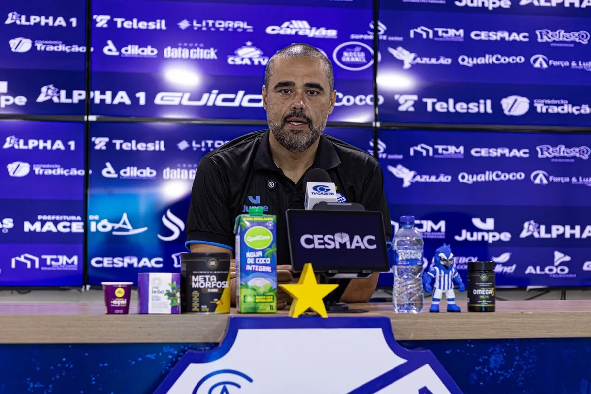 Bonatelli explica como está ambiente do CSA antes da disputa por acesso