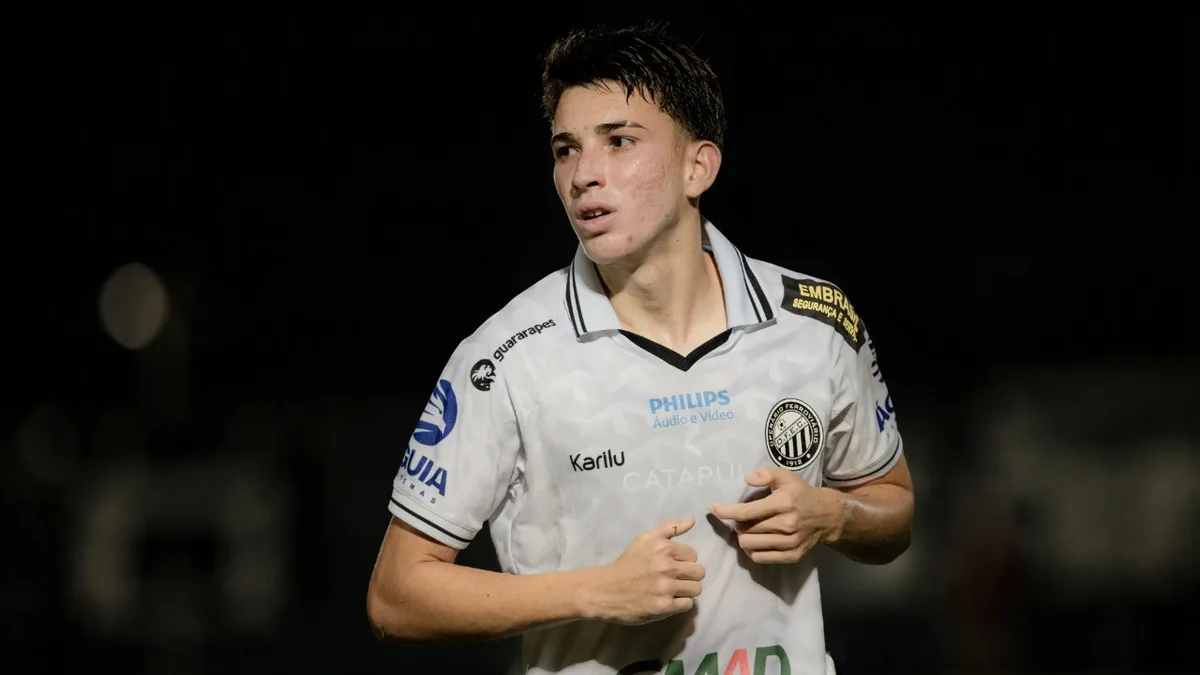 Flamengo contrata lateral-esquerdo Miguel, joia de 18 anos do Operário-PR