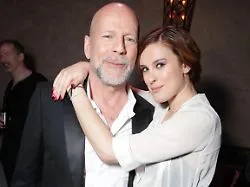 "Einfach so schwer": Tochter Rumer vermisst Vater Bruce Willis