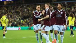 VÍDEO: Aston Villa humilha Fenerbahçe de Nélson Semedo