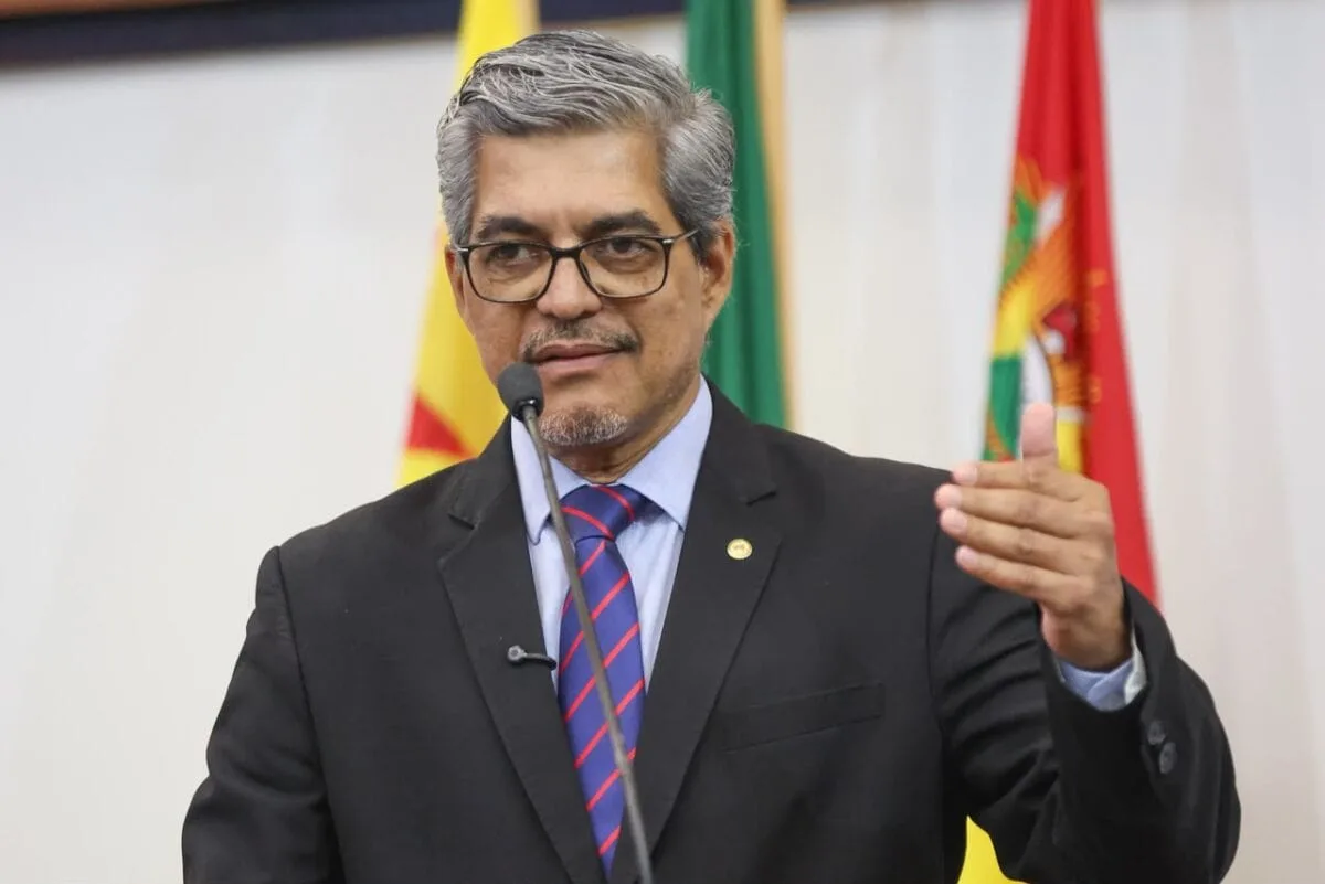 Edvaldo volta a cobrar providências sobre paralisação de transporte escolar no interior do Acre