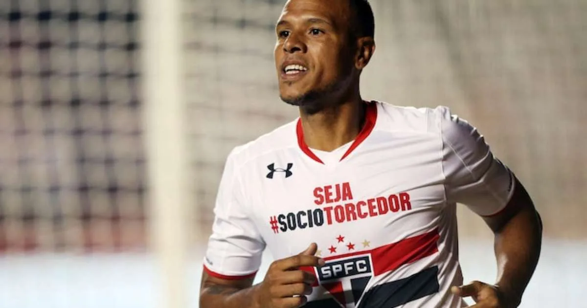 Candidatos nas eleições, Edmundo, Marcelinho e Luis Fabiano declaram mais de R$ 80 milhões