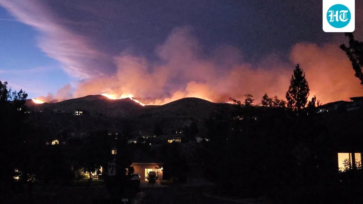 Reno Hawk Fire update: Washoe County School District schools canceled today - full list of closures